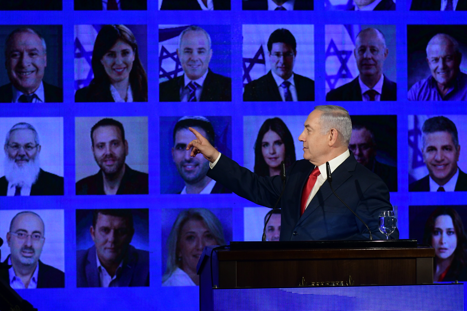 هم‌حزبی‌های نتانیاهو به دنبال برکناری او از ریاست لیکود هستند