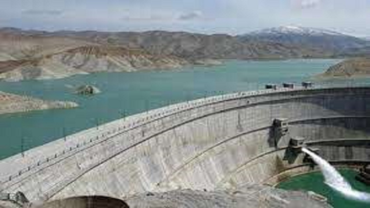 کاهش ۶۰ درصدی حجم مخزن سد زاینده رود اصفهان