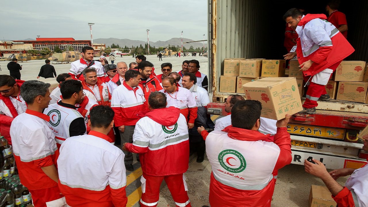 ارسال ۹ تن مواد غذایی و دارویی به لبنان