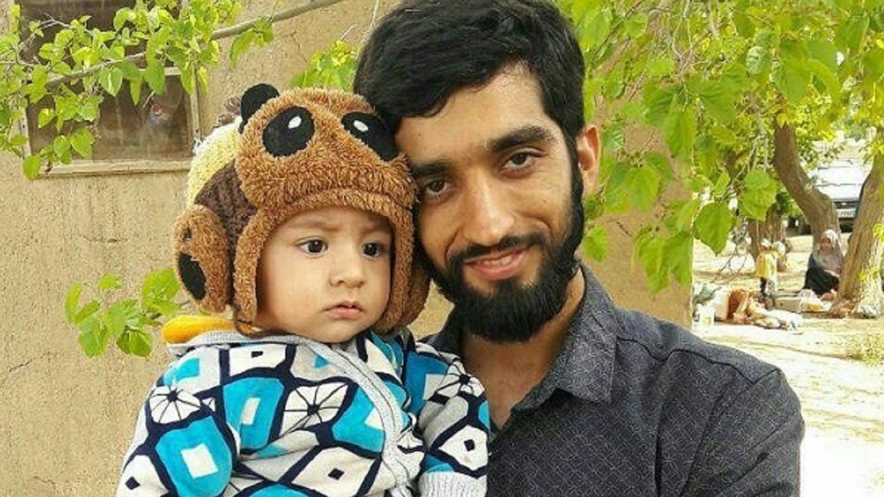 ویدئویی دیدنی از شهید حججی و فرزندش