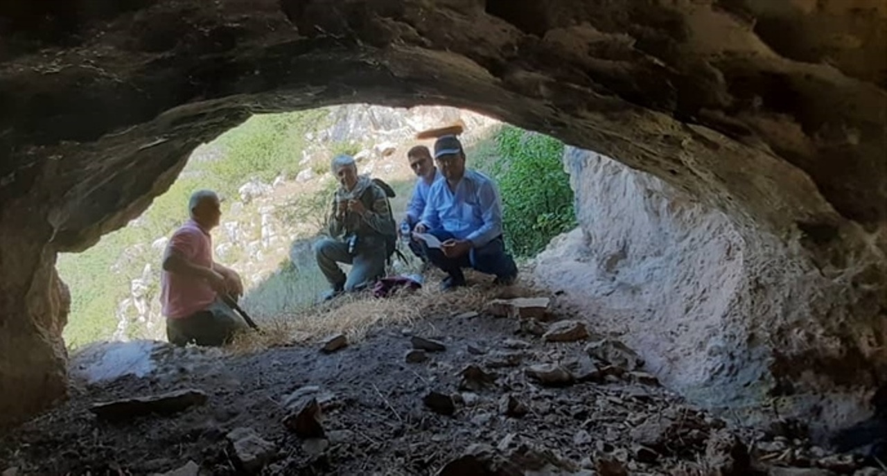 کشف غارهای باستانی در دره تارش املش
