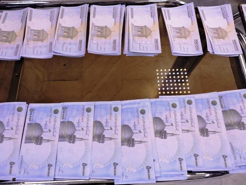 کشف چک پول‌های جعلی در مهران