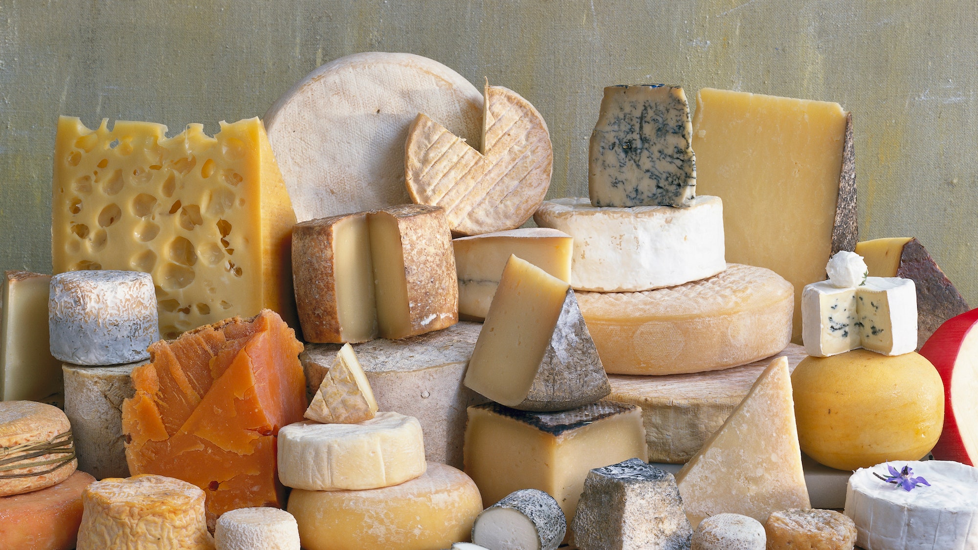 از کاهش وزن تا استحکام استخوان؛ ۵ دلیل اصلی مصرف پنیر در صبحانه