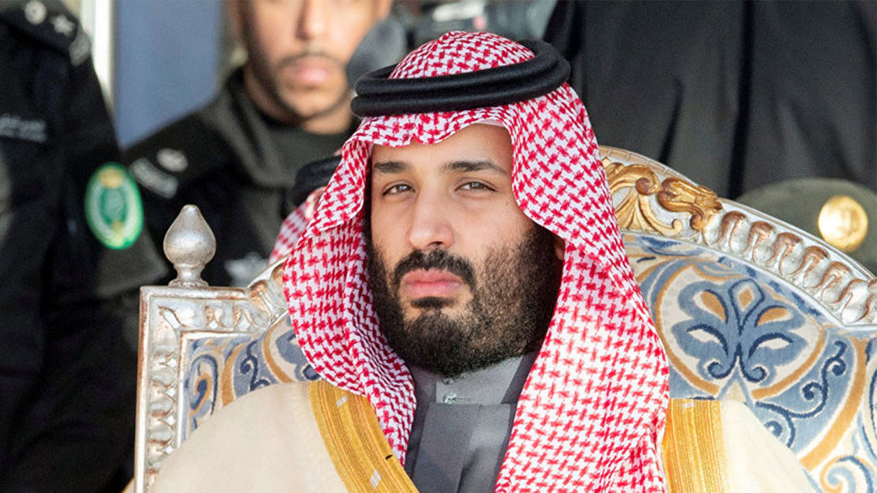 عربستان زیر سایه بحران/ از کسری بودجه تا لغو مراسم حج