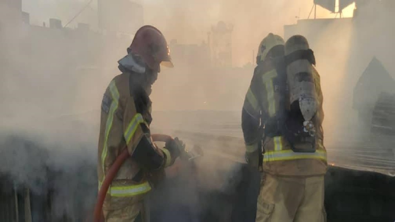 جزئیات حادثه آتش سوزی مغازه ای واقع در شوش