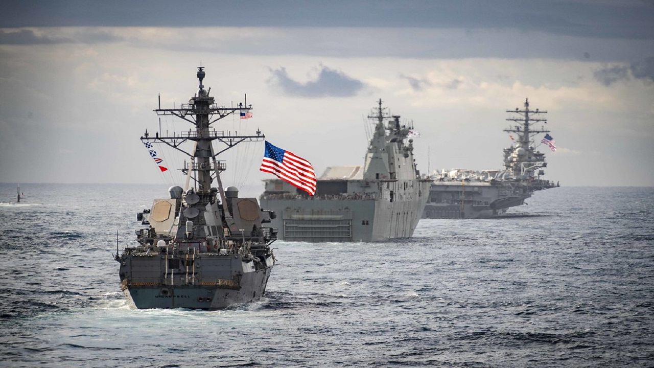 ادعای نیروی دریایی آمریکا: رزمایش‌های ایران در خلیج فارس غیر مسئولانه است!