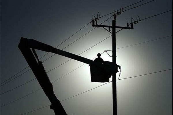 افت ولتاژ برق در آزادشهر نیازمند توجه مدیران استانی