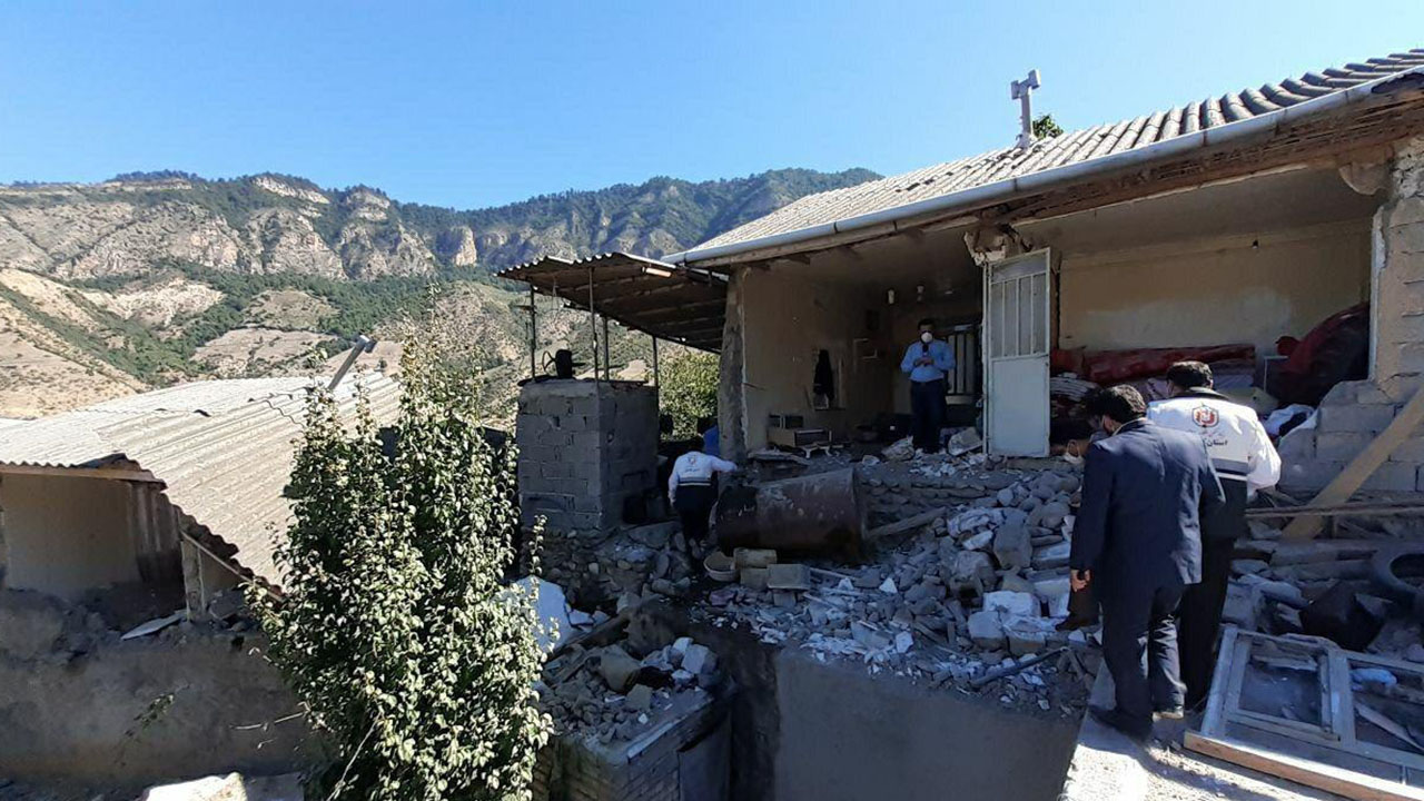 پرداخت تسهیلات برای بازسازی واحد‌های مسکونی خسارت دیده از زلزله در گلستان