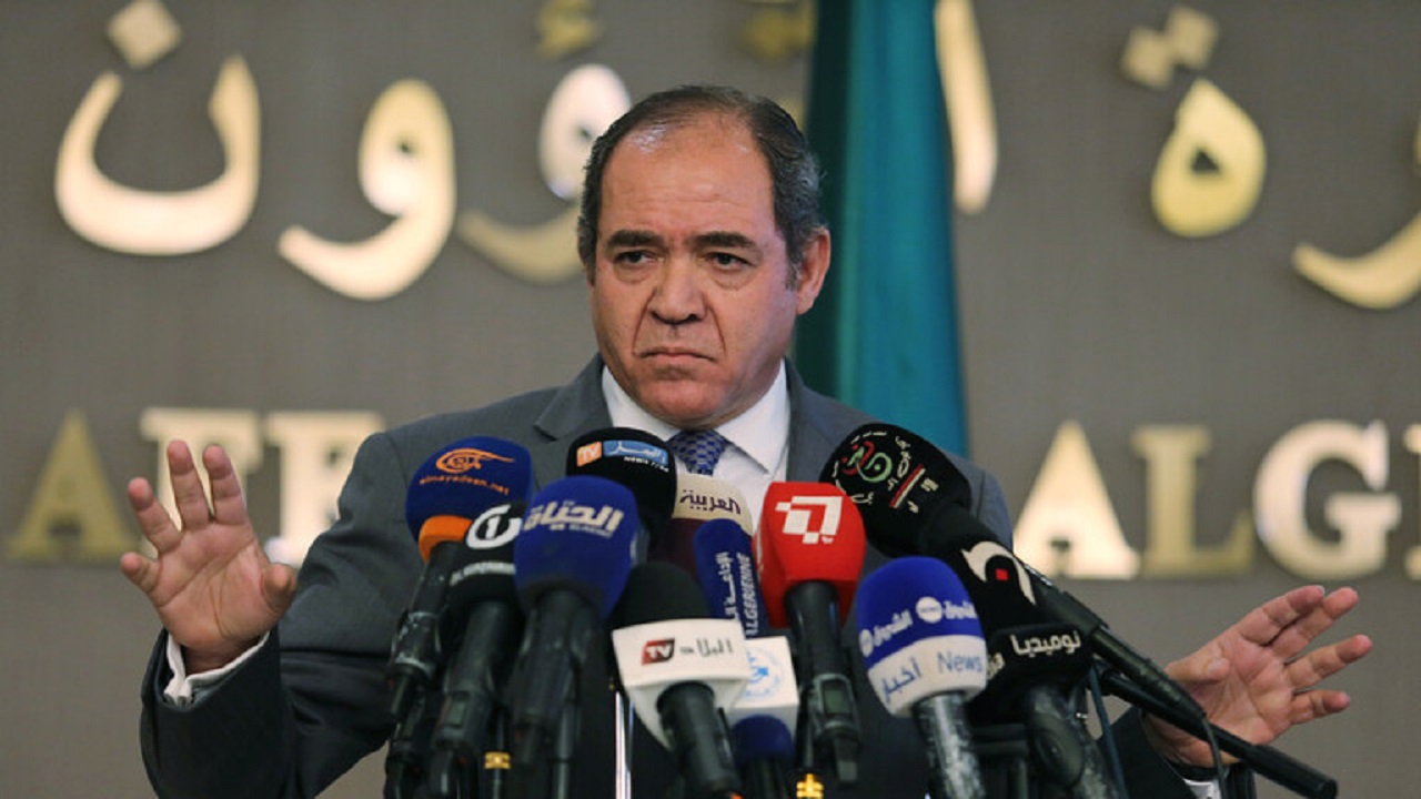 مخالفت الجزایر با صادرات سلاح به لیبی