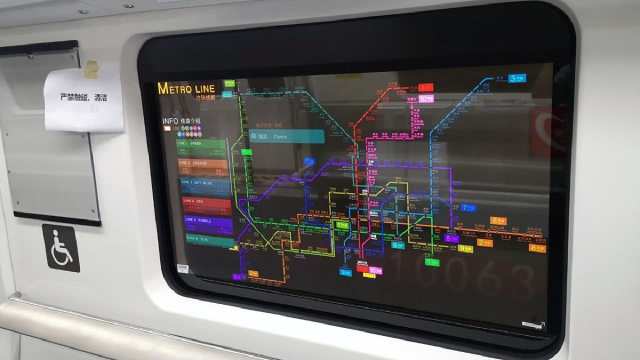 استفاده از نمایشگر‌های OLED به‌جای پنجره‌های مترو