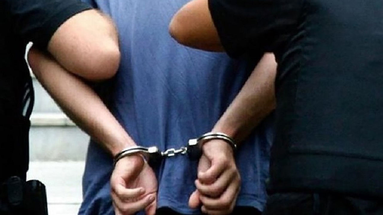 دستگیری سارق لوازم خودرو‌های پارک شده در پاسداران