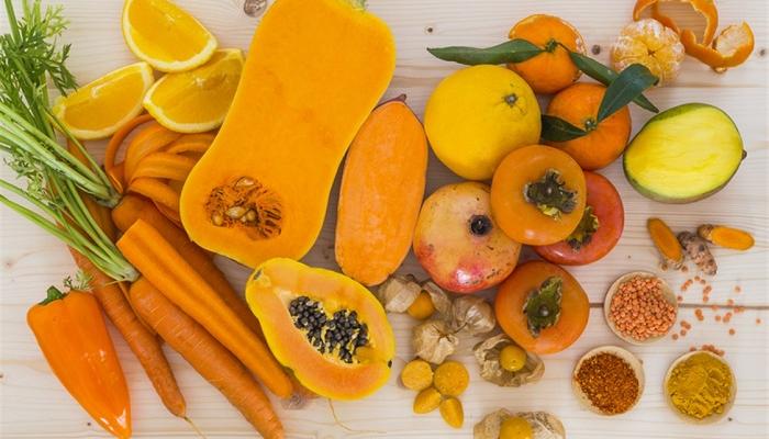 ویتامین‌های خاص پاییزی/ برای ایمنی بدن خود در فصل سرما میوه های چه رنگی بخوریم؟