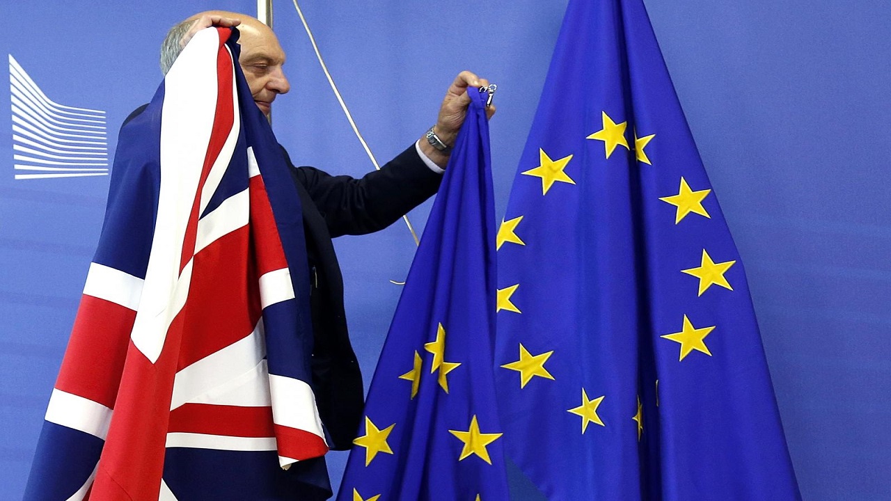 اروپا و انگلیس مذاکرات خود را درباره برگزیت از سر گرفتند