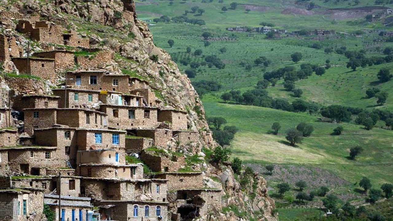 ثبت جهانی اورامان موجب رونق گردشگری در کردستان می‌شود