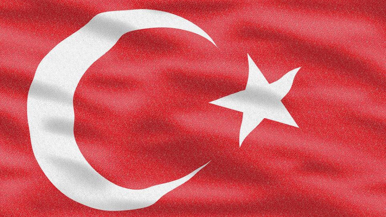 ترکیه: عملیات‌های تروریستی در فرانسه به اظهارات ضد اسلامی مکرون جلوه مشروعیت نمی‌بخشد