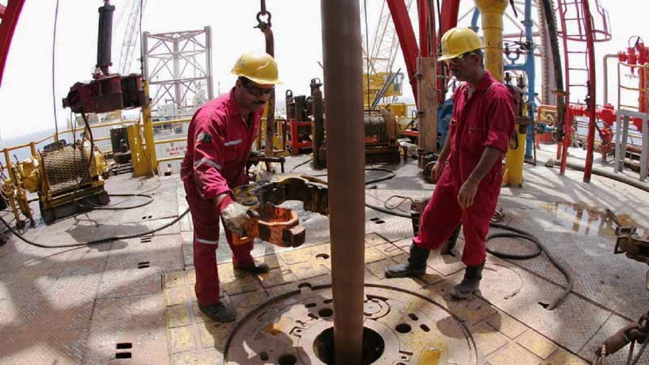 حفر و تکمیل ۸۲ حلقه چاه‌های نفت و گاز در مناطق نفتخیز کشور
