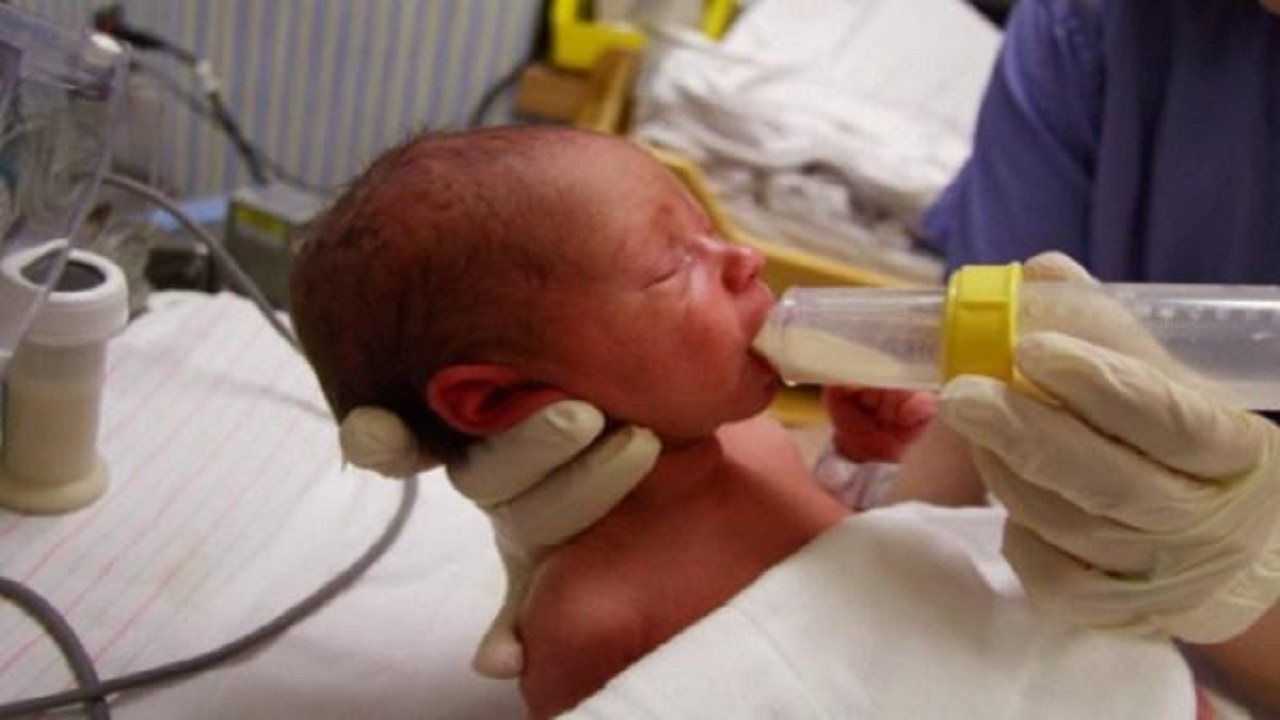 ۳۵۰ نوزاد نارس تحت پوشش بانک شیر دانشگاه علوم پزشکی مشهد