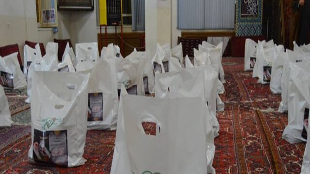 توزیع ۲۰۰ بسته معیشتی به همت پایگاه عاشوراییان تبریز