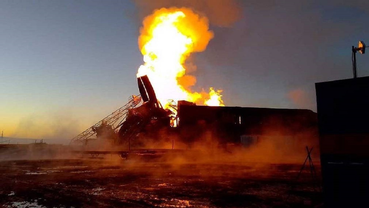 وقوع آتش‌سوزی در میدان نفتی «تالینسکو ۲» روسیه
