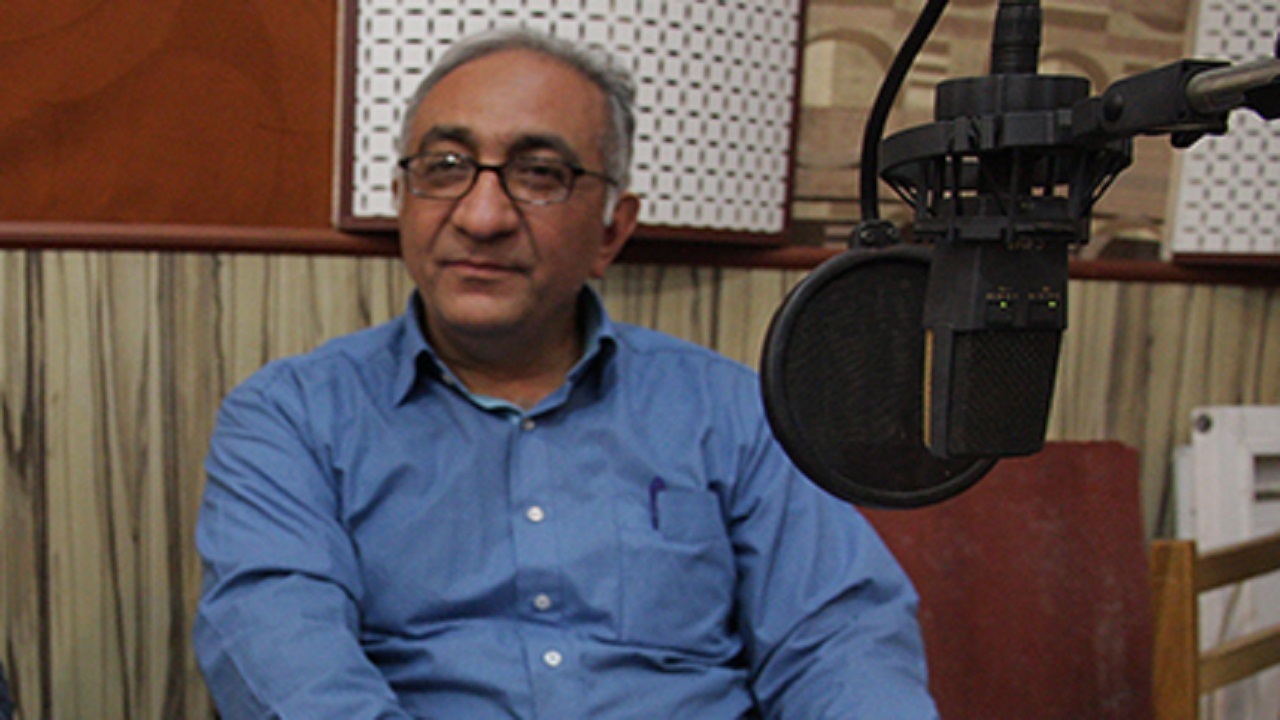 احمد گنجی پیشکسوت نمایش‌های رادیویی در قطعه هنرمندان به خاک سپرده شد
