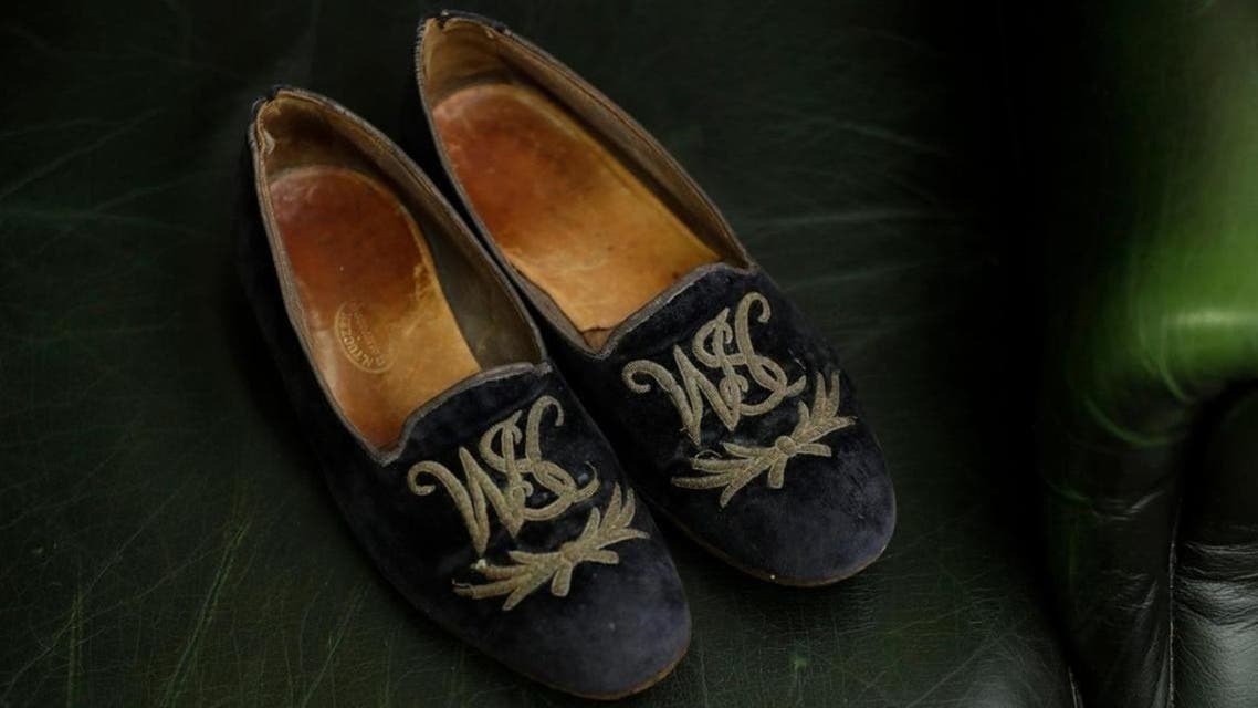 حراج کفش‌های چرچیل با قیمتی باورنکردنی پس از گذشت ۷۰ سال + تصاویر