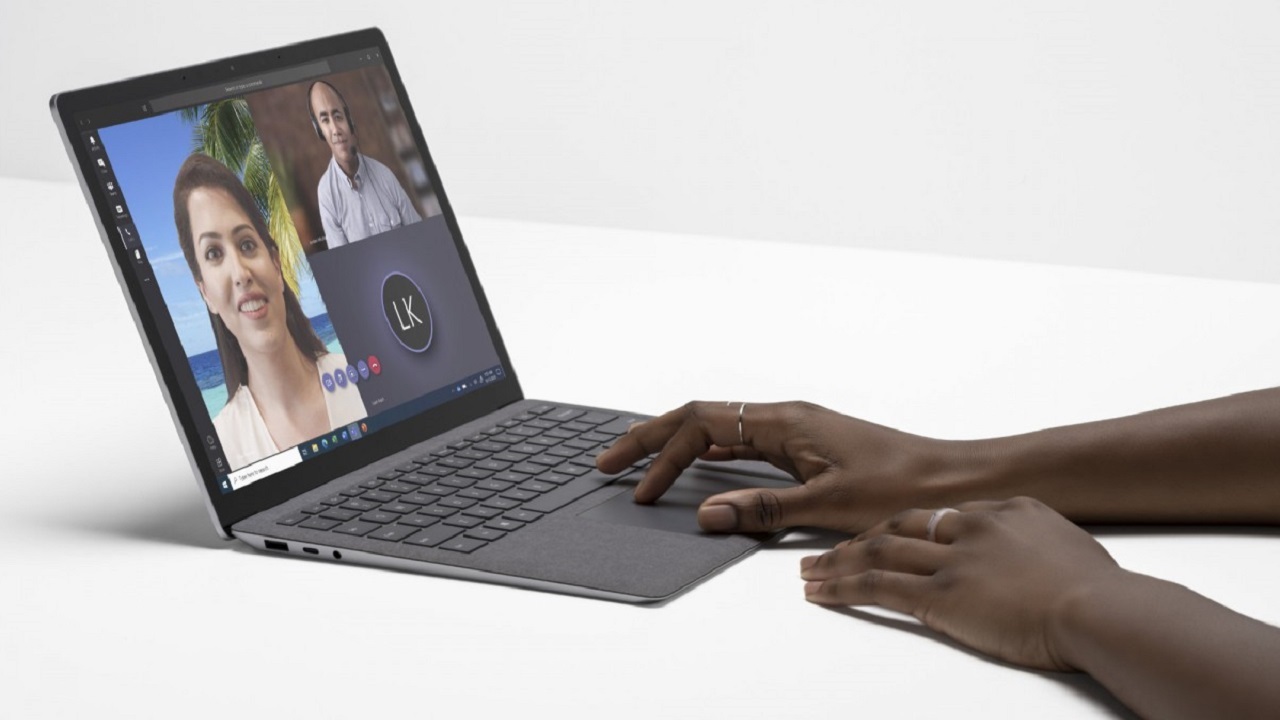 تاریخ عرضه لپ تاپ Surface ۴ و پیکربندی نهایی آن مشخص شد