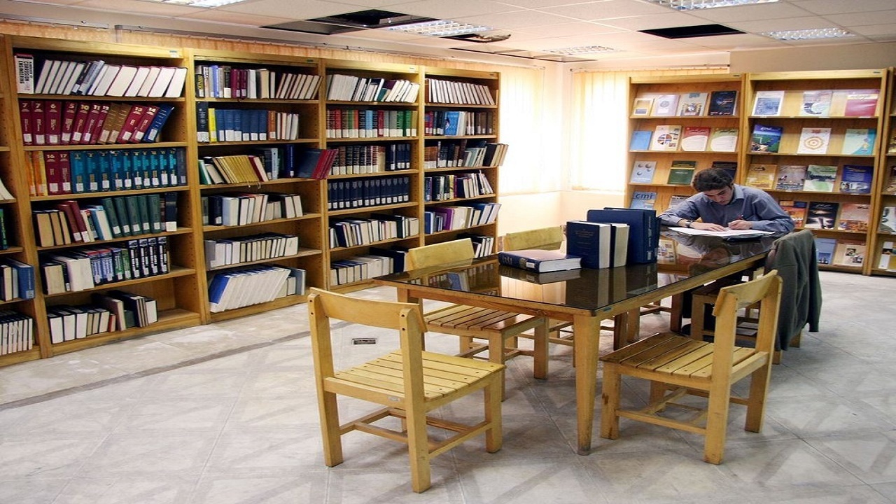 کتابخانه مرکزی البرز، طرحی که در گوشه ای از کرج خاک می‌خورد