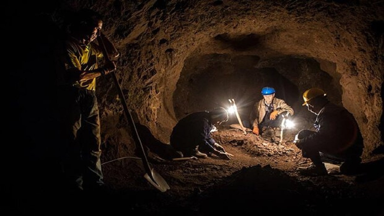 ۲ ماده معدنی جدید در بوشهر کشف شد
