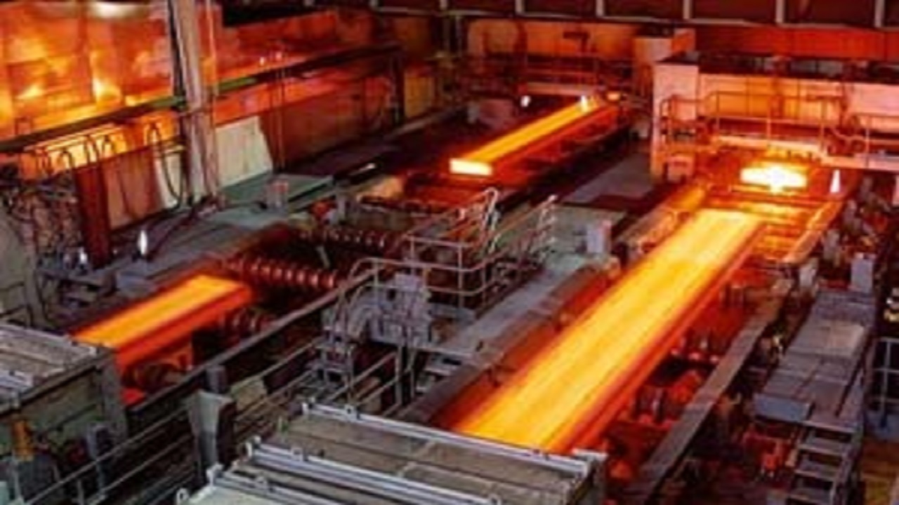 کارخانه فولاد ازنا تاپایان امسال راه‌اندازی می‌شود