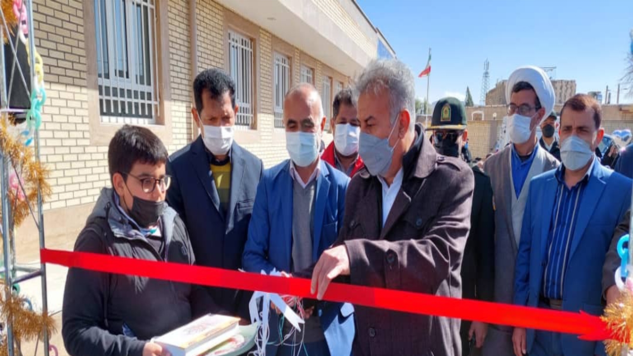 افتتاح زمین چمن مصنوعی مینی فوتبال در شهر نوبندگان