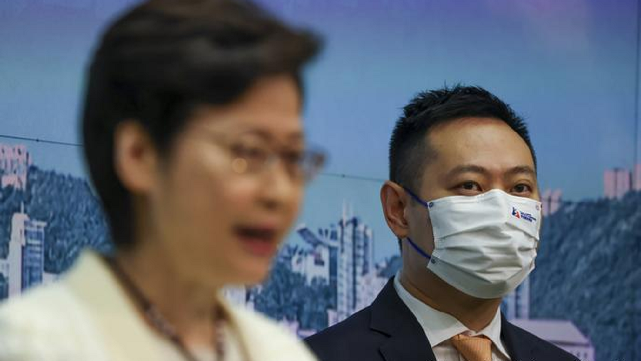 وزیر هنگ‌کنگی به دلیل نقض قوانین کرونایی استعفا کرد