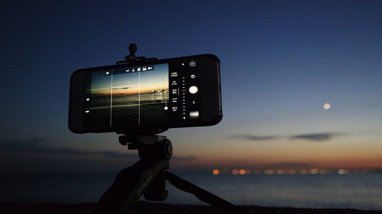 ترفندهای عکاسی از ستاره‌ها با موبایل