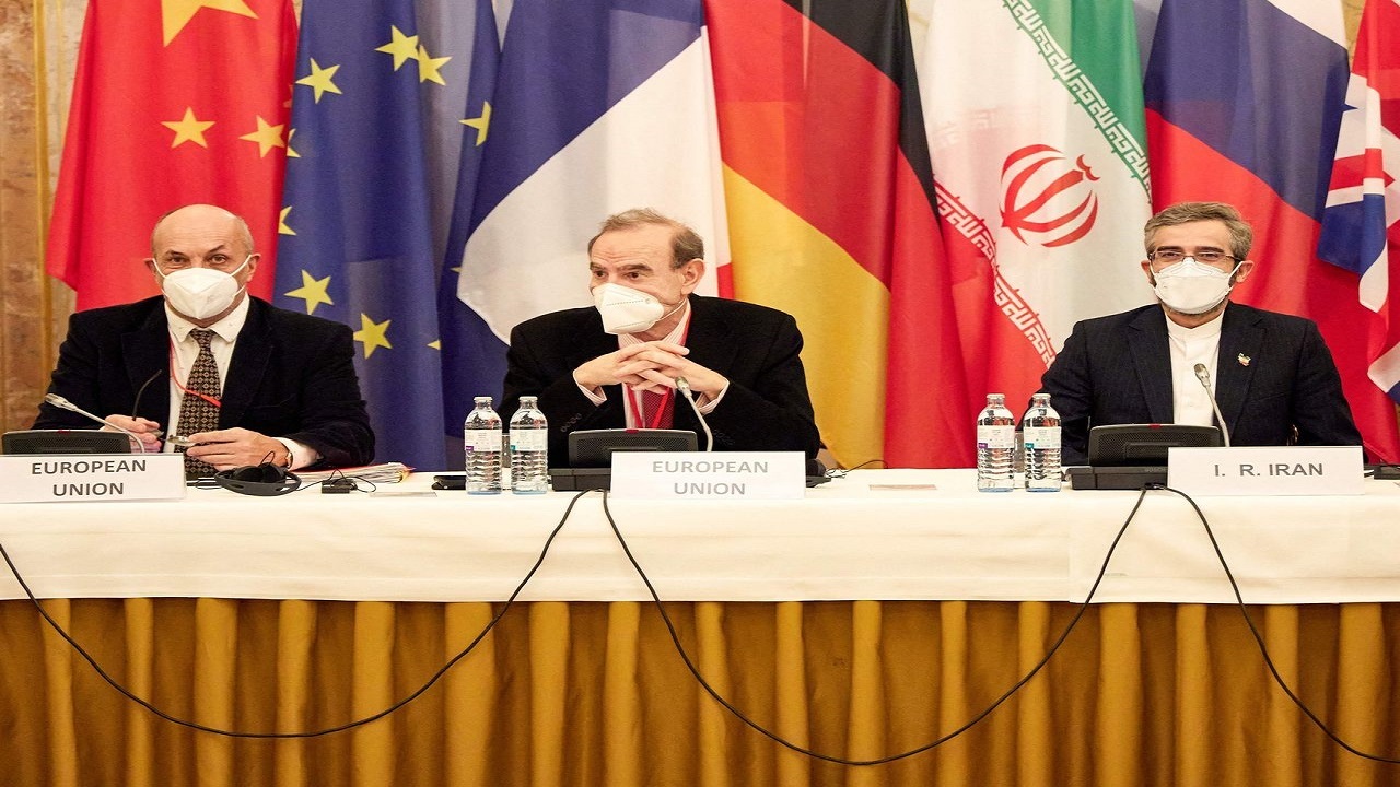 وال استریت ژورنال: تیم مذاکره کننده آمریکایی بر سر موضوع هسته‌ای ایران به شدت اختلاف نظر دارند