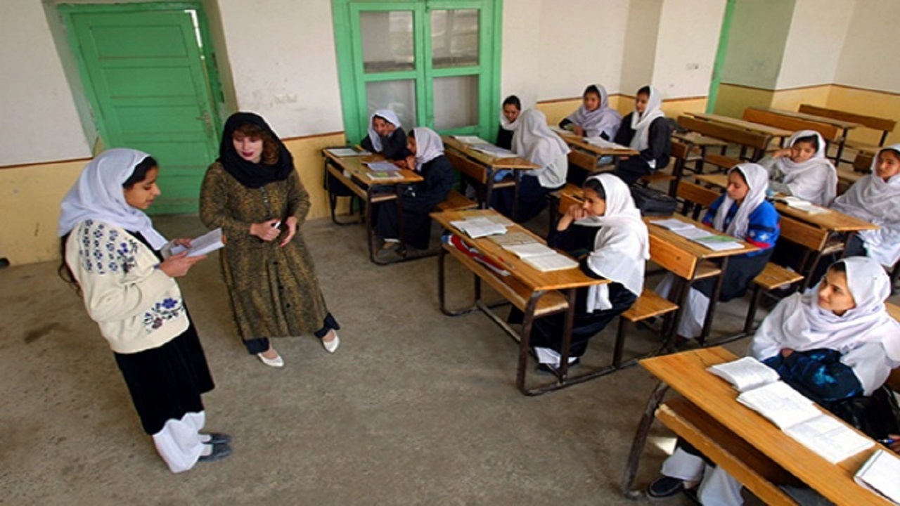 یونیسف به هر معلم افغانستانی ۲۰۰ دالر کمک می کند