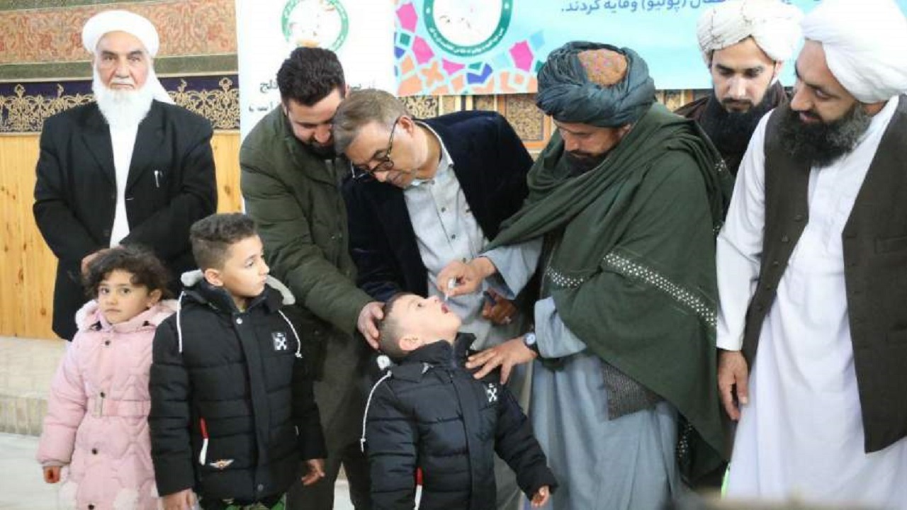 بیش از ۶۰۰ هزار کودک در هرات واکسن فلج اطفال دریافت می کنند