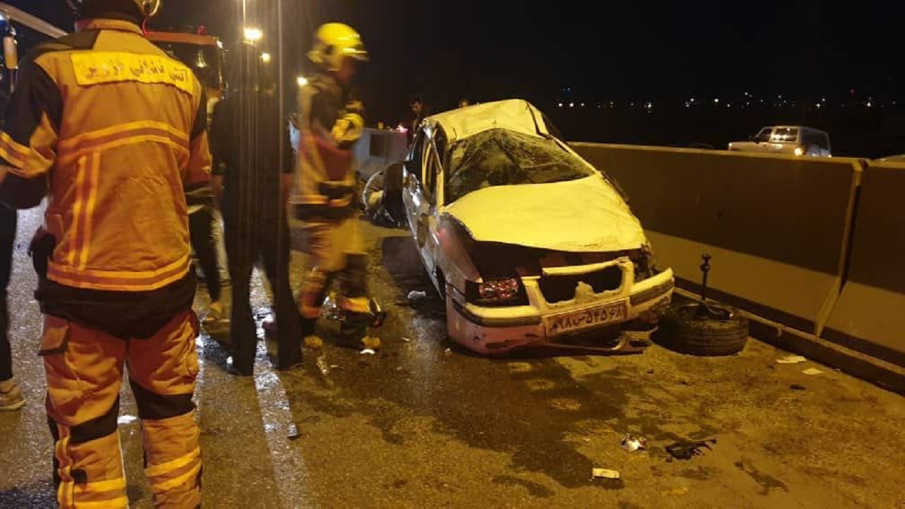 دو مصدوم در تصادف دو خودروی سواری در قزوین