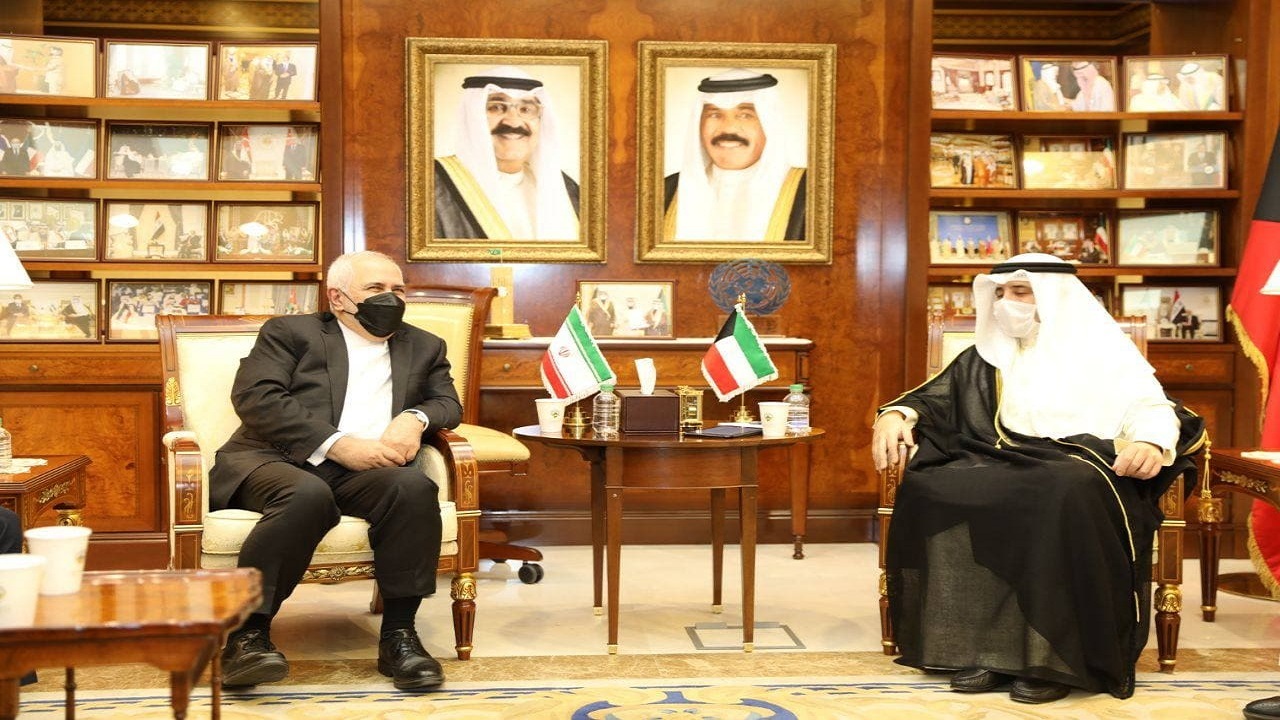 ظریف با همتای کویتی خود دیدار و گفت‌وگو کرد