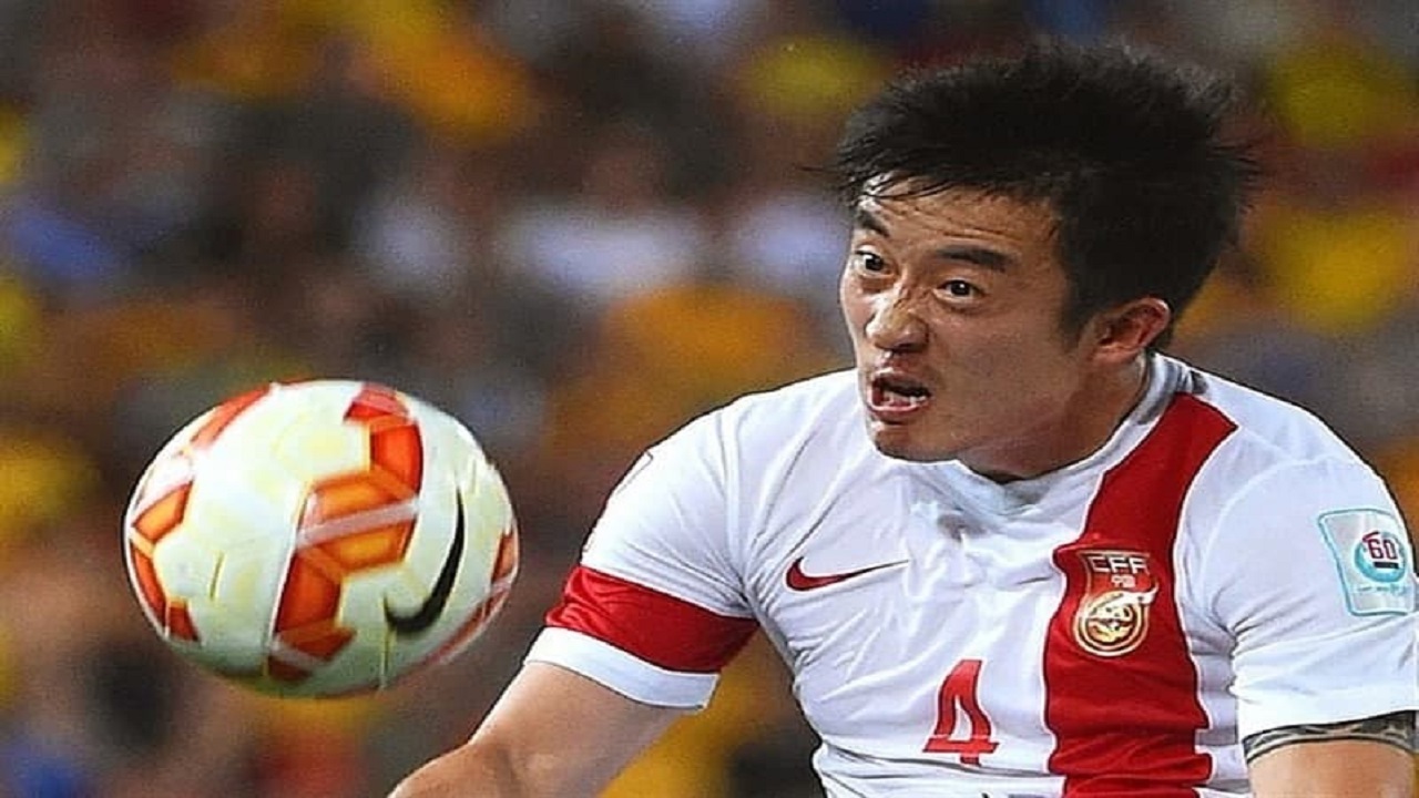 انصراف چین از میزبانی گروه A انتخابی جام جهانی فوتبال / امارات از ۲ گروه میزبانی می‌کند