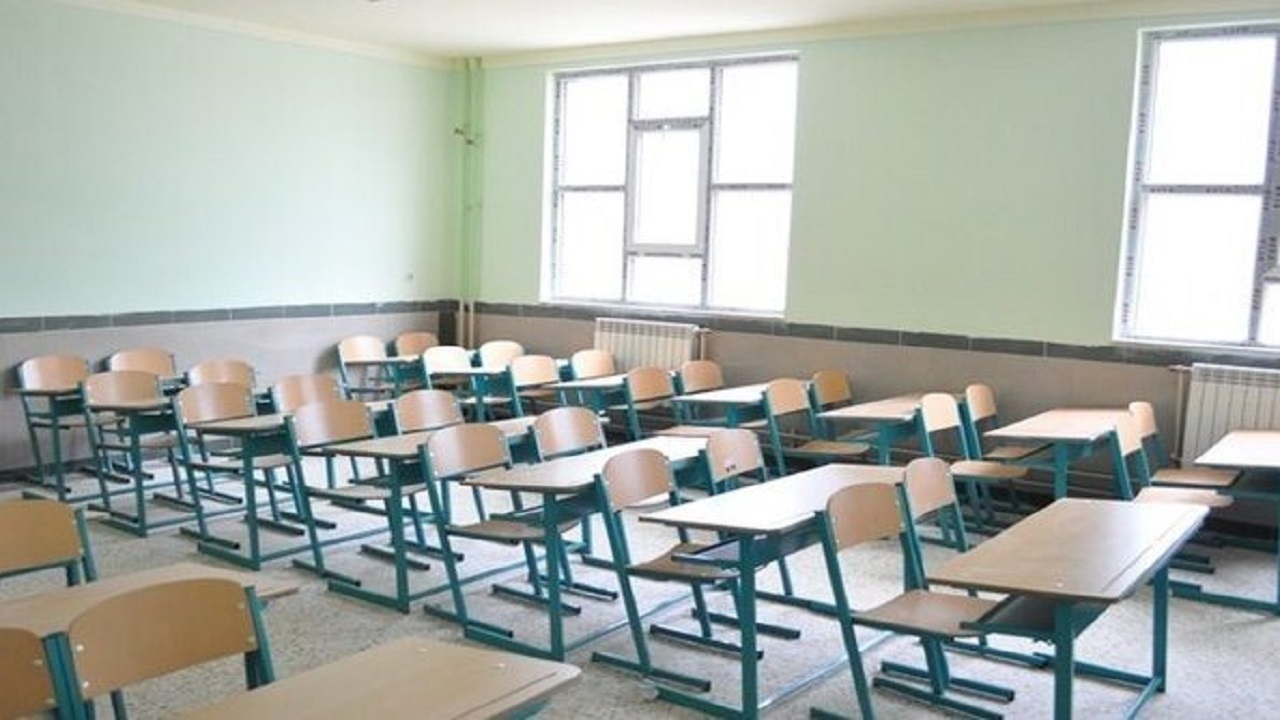 کمبود شدید کلاس برای دانش آموزان اول ابتدایی در مراغه