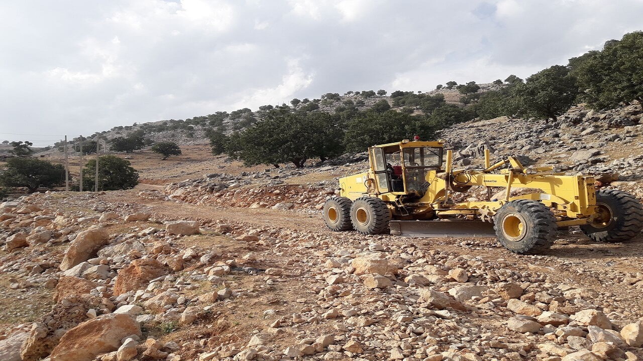 ایجاد جاده دسترسی روستای چال دیره اندیکا