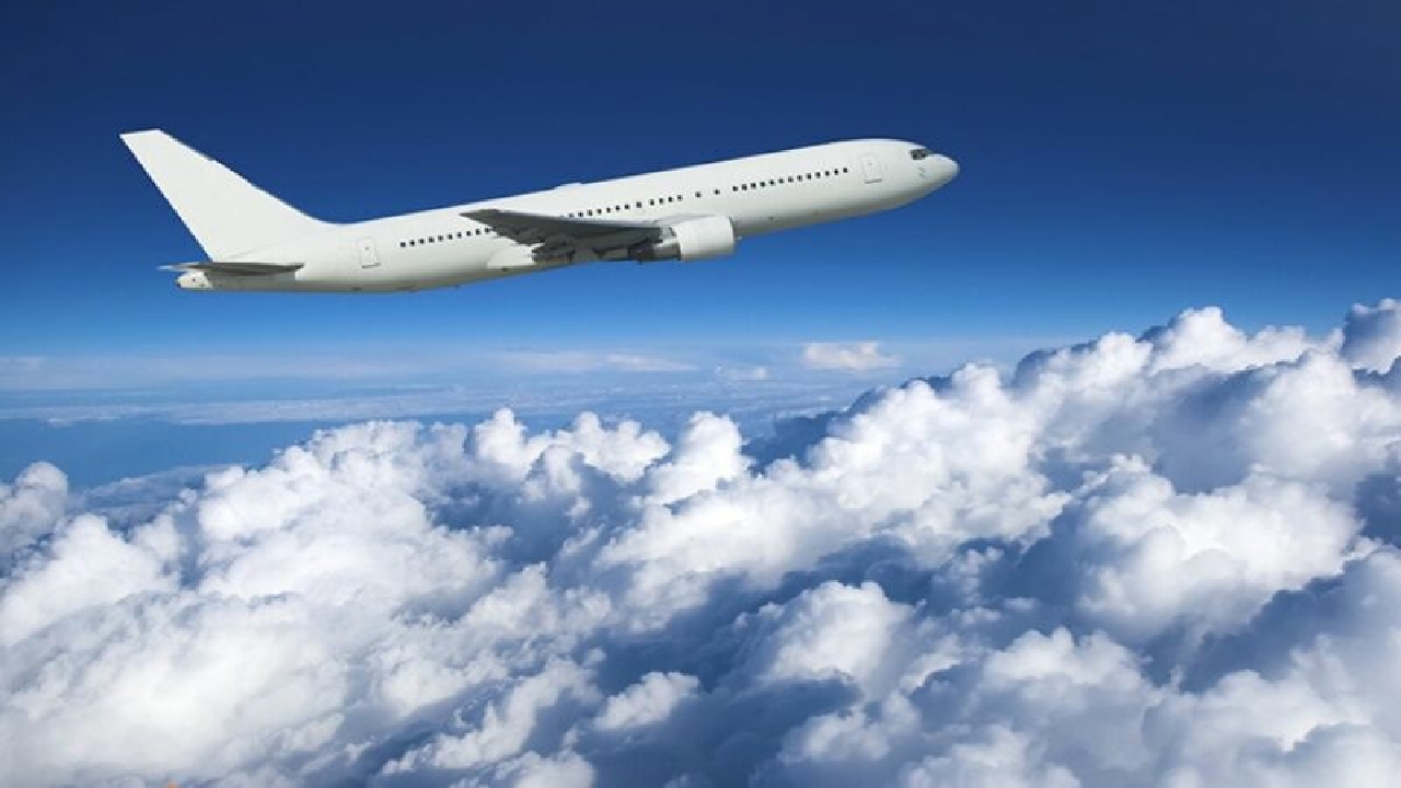 اصلاح افزایش ۳۰ درصدی نرخ بلیت هواپیماها/ مبالغ اضافی به مسافران عودت داده می شود