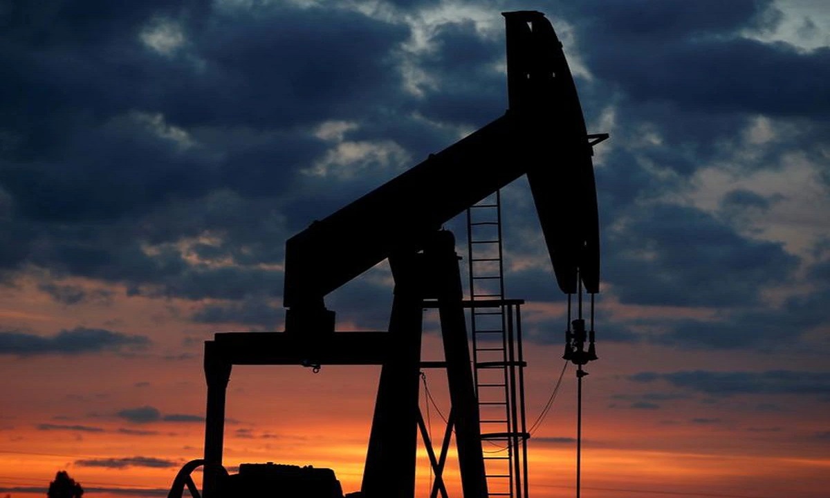 کاهش بهای نفت در بازار جهانی