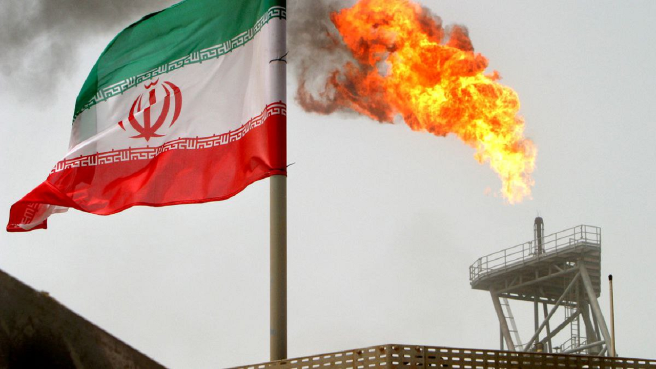 رویترز: آمریکا به دنبال جلوگیری از فروش نفت ایران به چین است