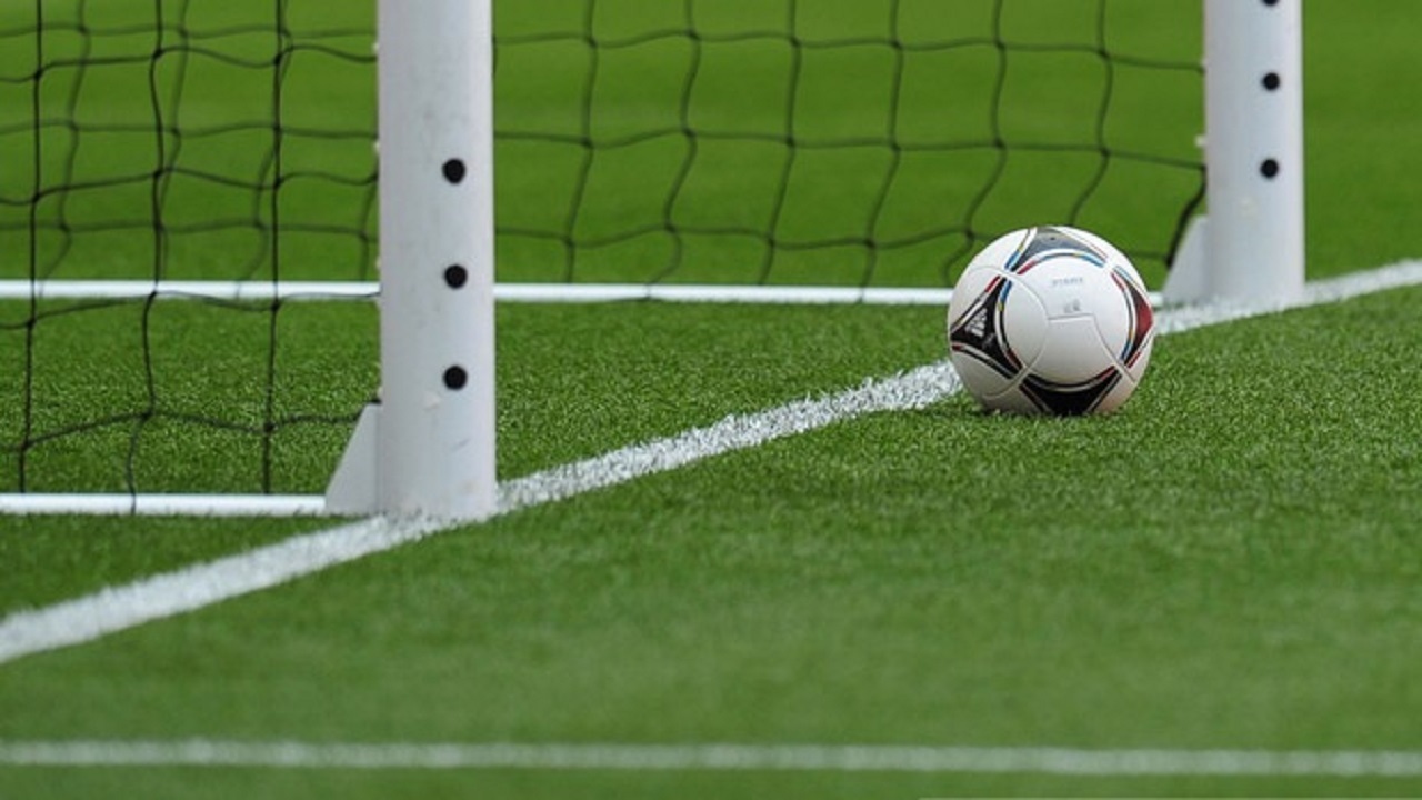 فیفا از قوانین جدیدش رونمایی کرد/ فوتبال به شکل والیبال و فوتسال!
