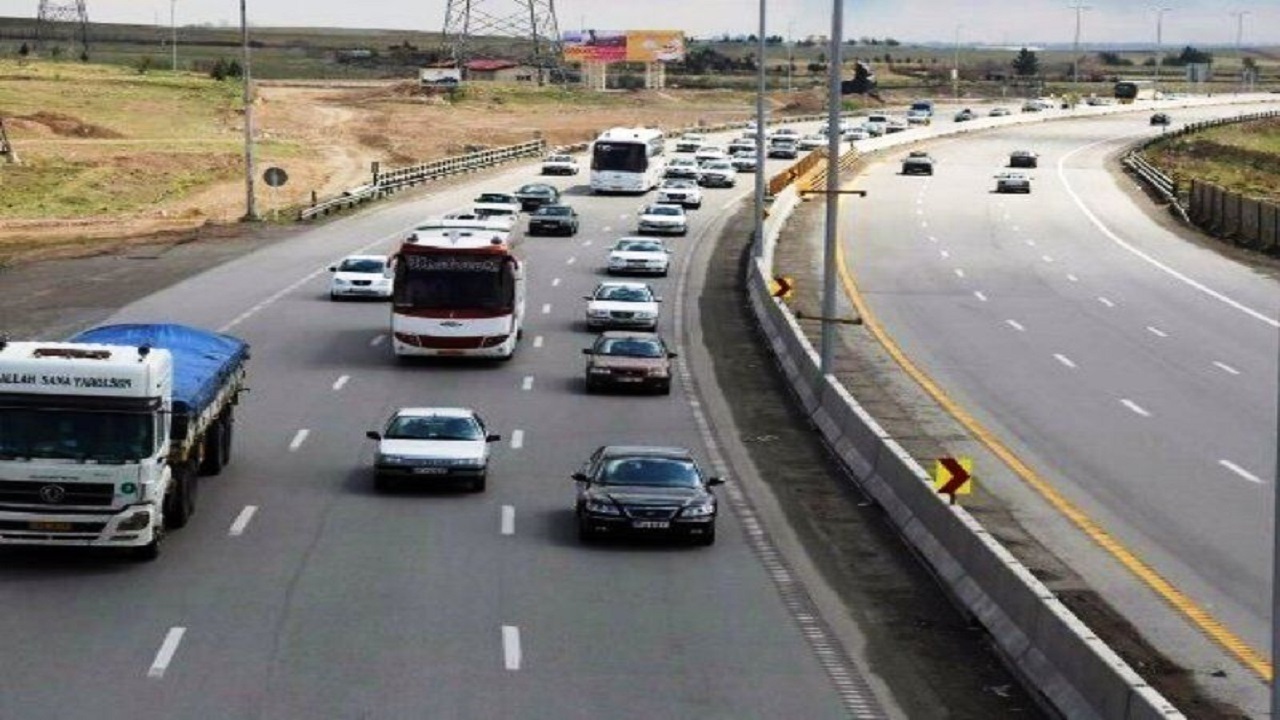 ترافيك سنگين در مسير جنوب به شمال نواب و خيابان آزادی