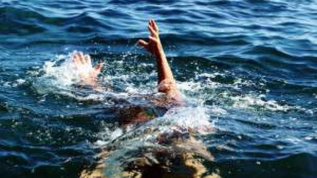 غرق شدن جوان ۲۲ ساله در آب های ساحلی تنکابن