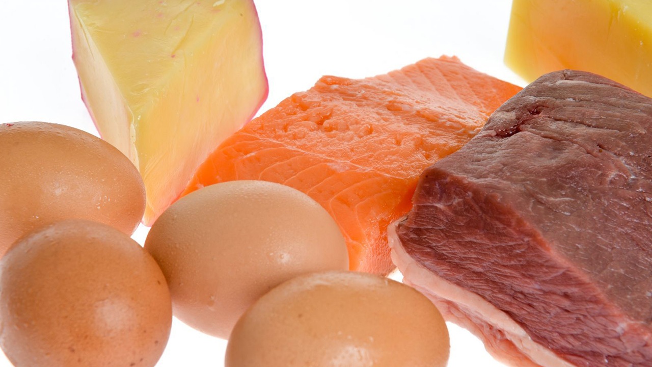  منابع ویتامین B در بین مواد غذایی کدامند؟