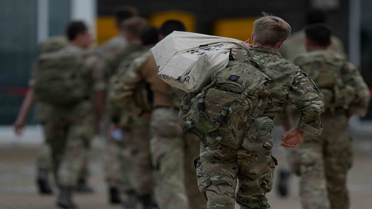 خروج تمامی نظامیان انگلیسی از افغانستان