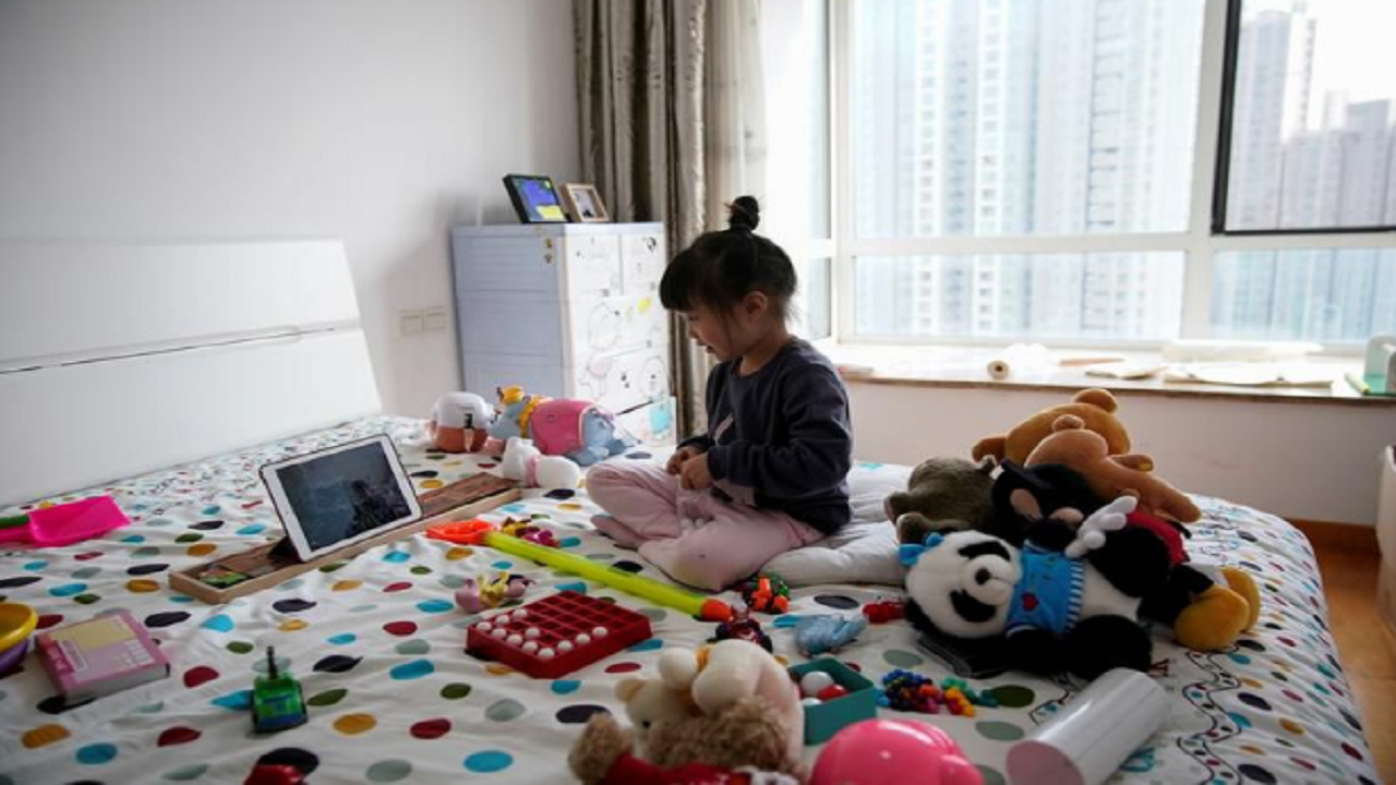 چین از اعتیاد کودکان به گوشی‌های هوشمند جلوگیری کرد
