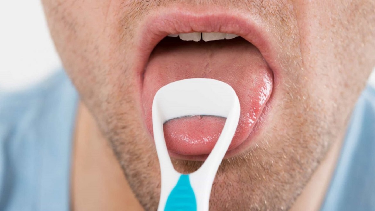 علت طعم فلز در دهان چیست؟